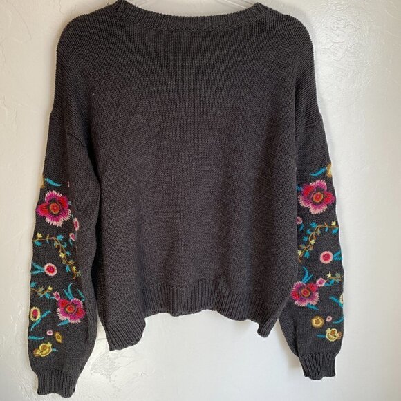 CLOTH by Design Floral Embroidered Sweater - Picture 5 of 7
